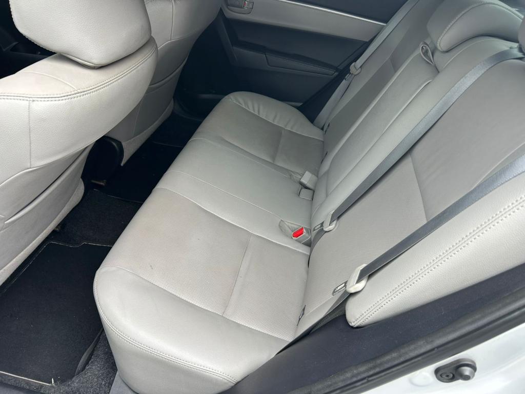 TOYOTA Corolla - Foto