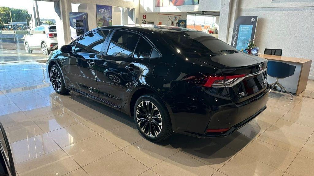 TOYOTA Corolla - Foto