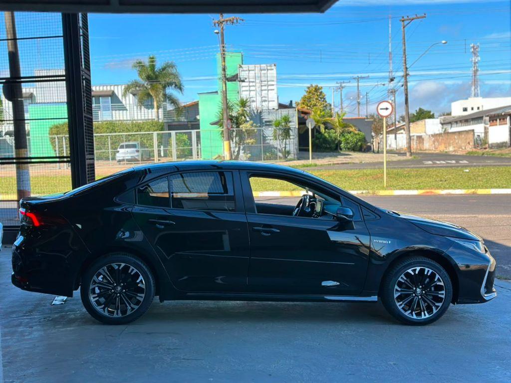 TOYOTA Corolla - Foto