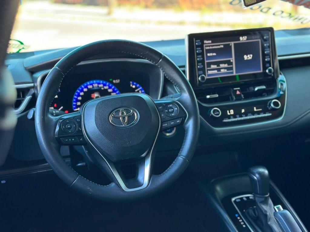 TOYOTA Corolla - Foto