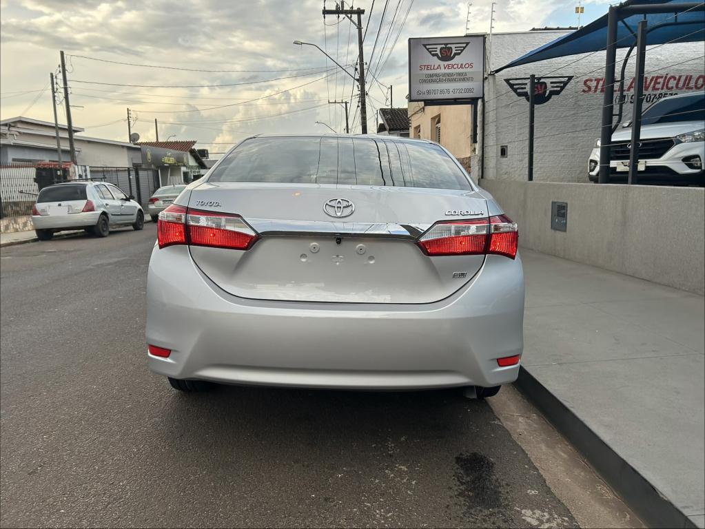 TOYOTA Corolla - Foto