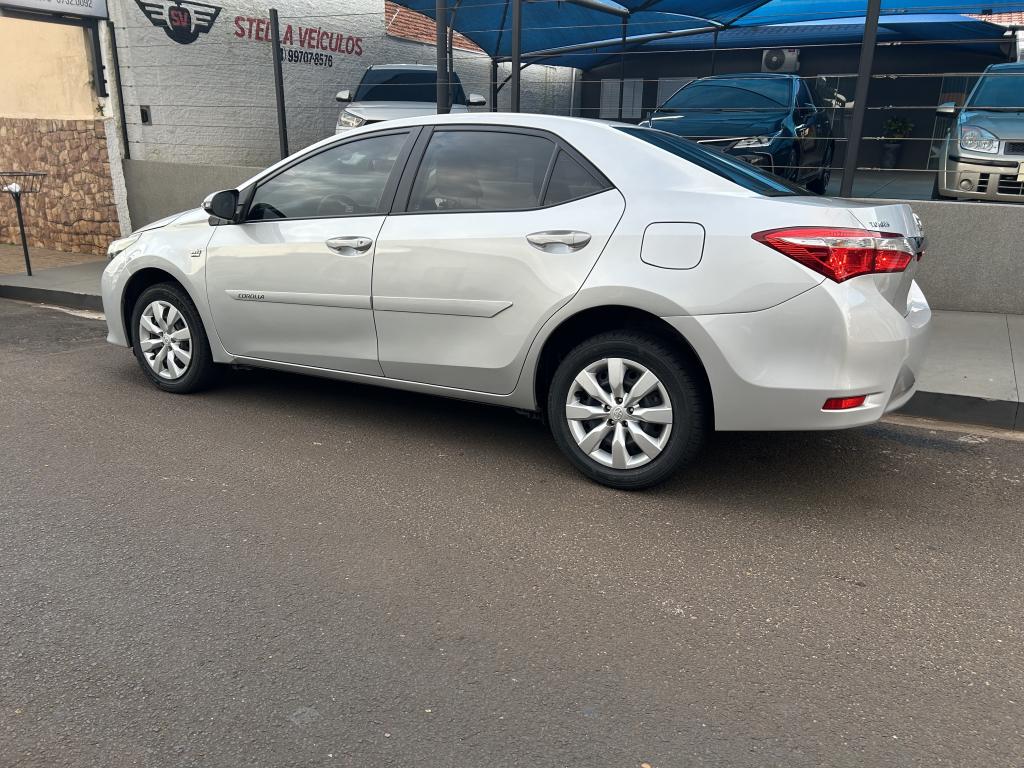 TOYOTA Corolla - Foto