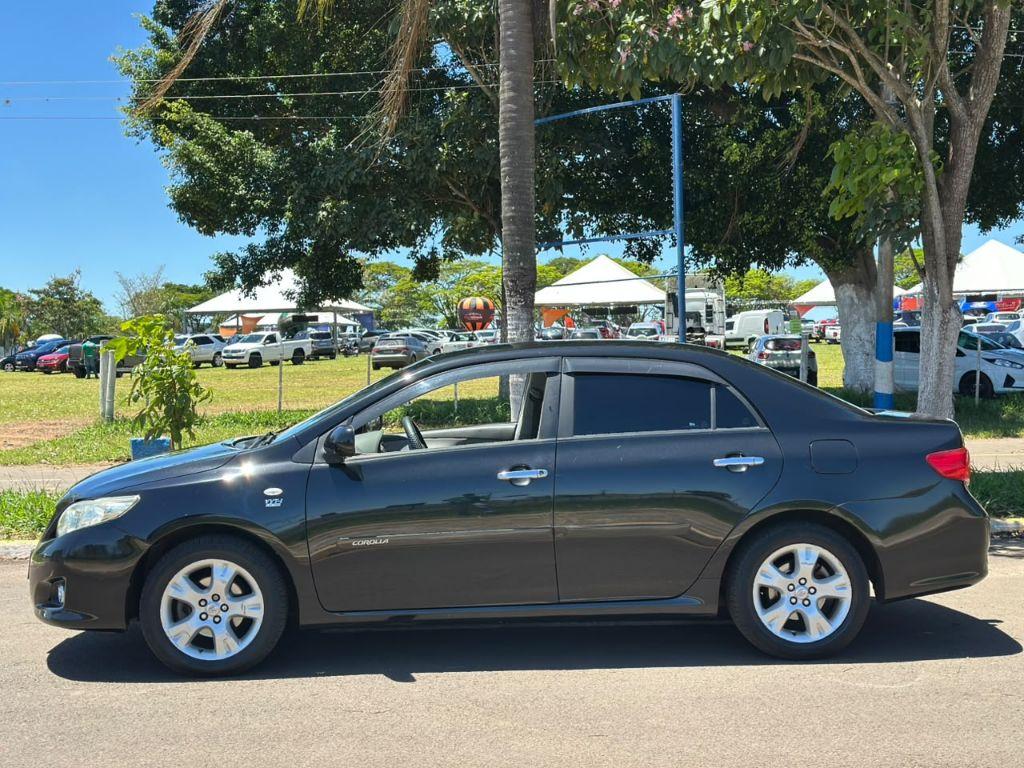 TOYOTA Corolla - Foto