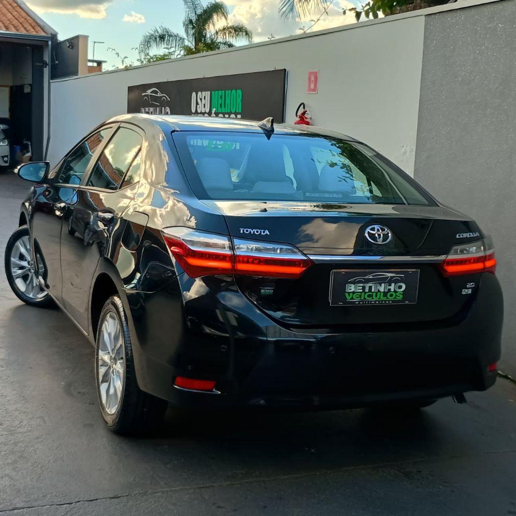 TOYOTA Corolla - Foto