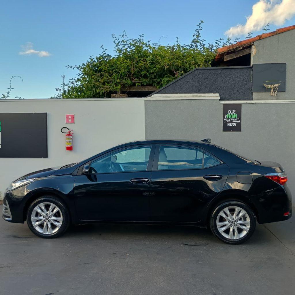 TOYOTA Corolla - Foto