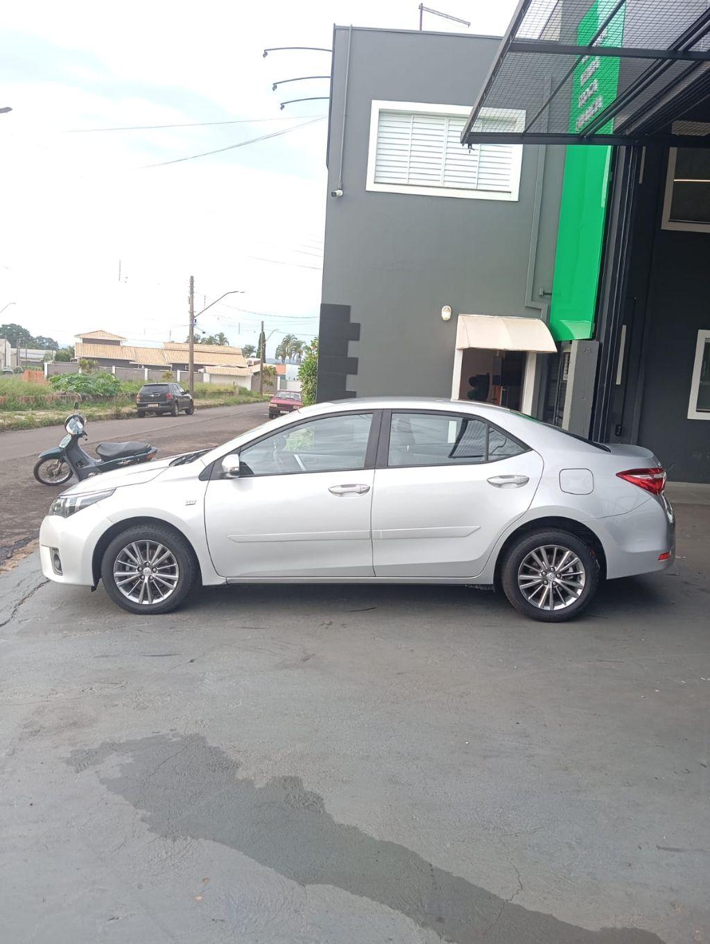 TOYOTA Corolla - Foto