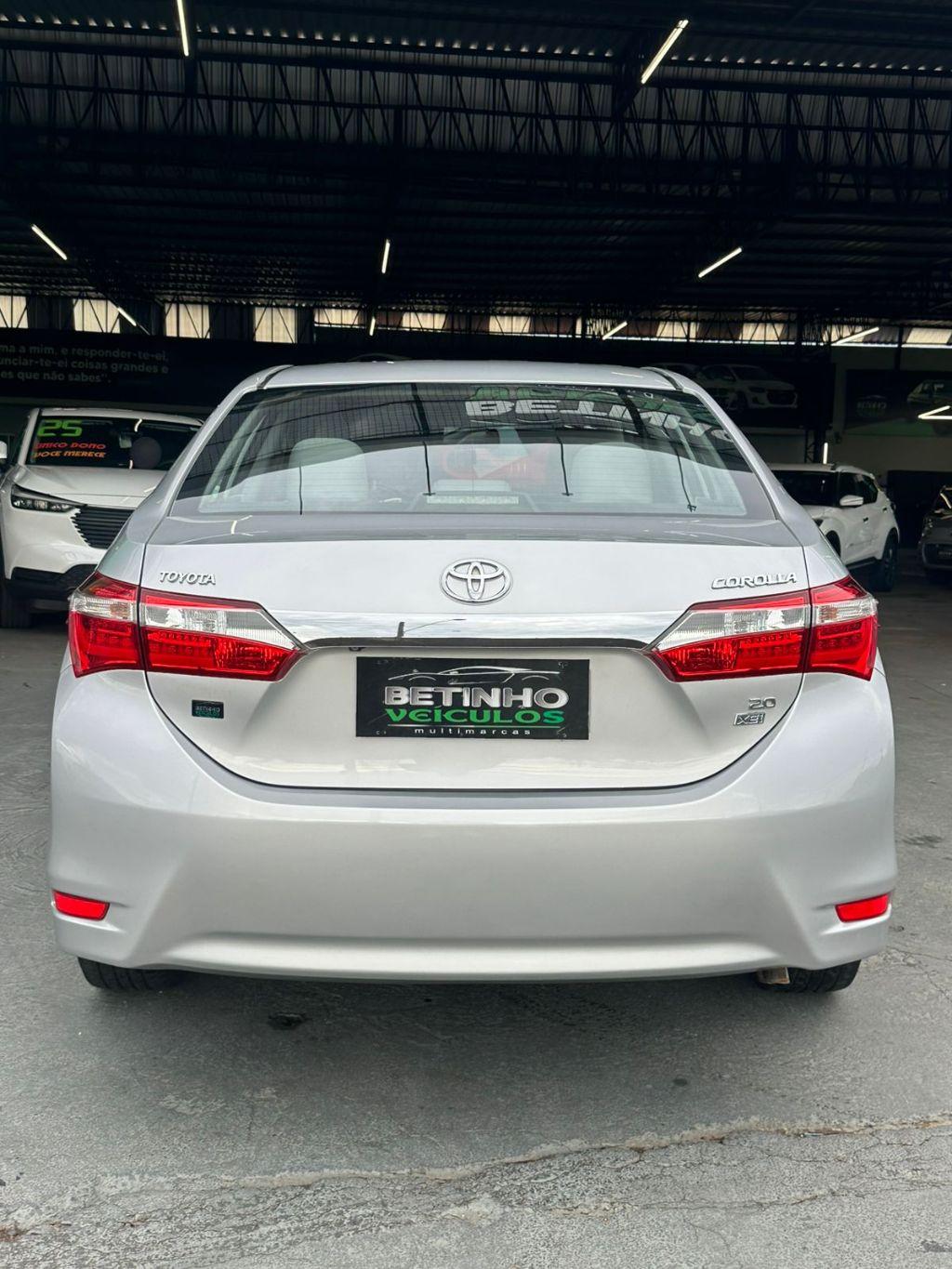 TOYOTA Corolla - Foto