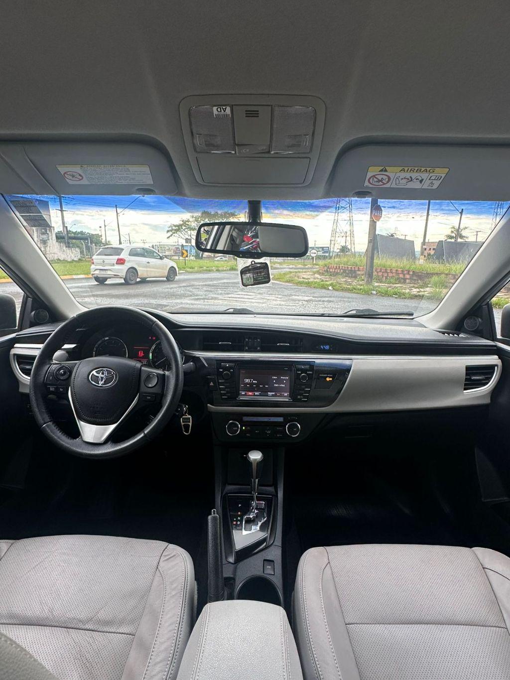 TOYOTA Corolla - Foto