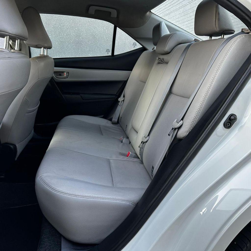 TOYOTA Corolla - Foto