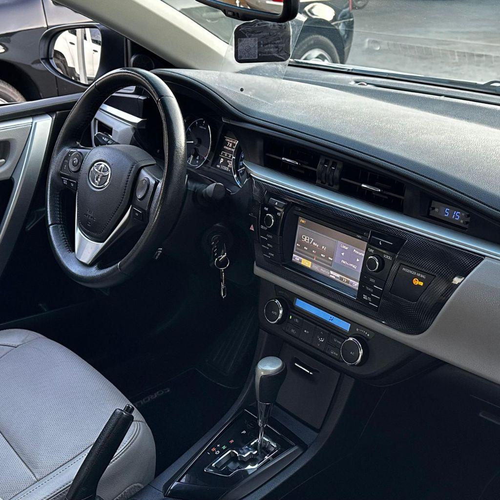 TOYOTA Corolla - Foto