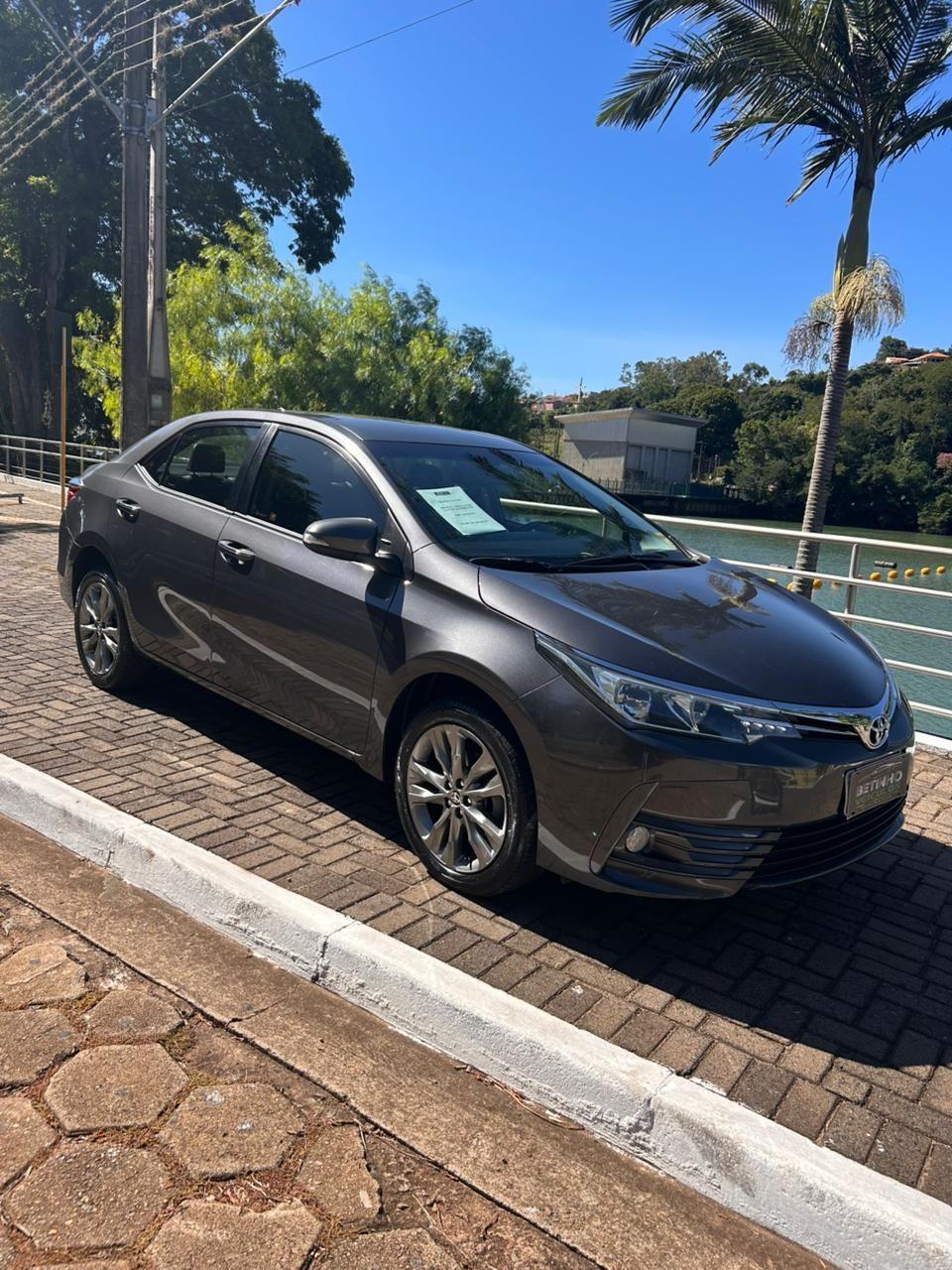 TOYOTA Corolla - Foto