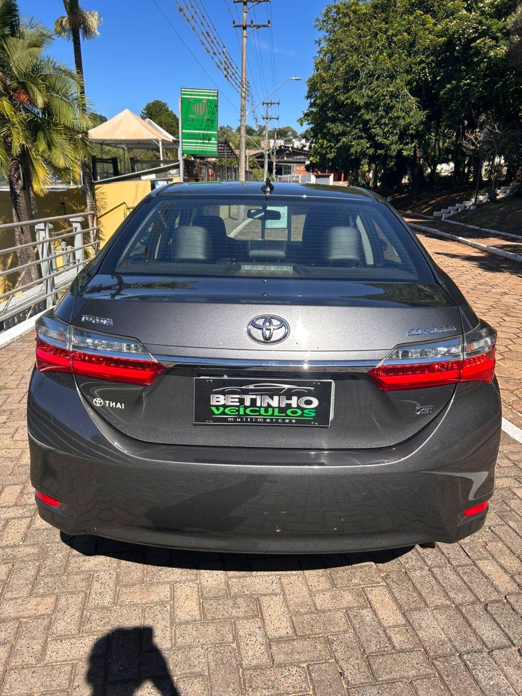 TOYOTA Corolla - Foto