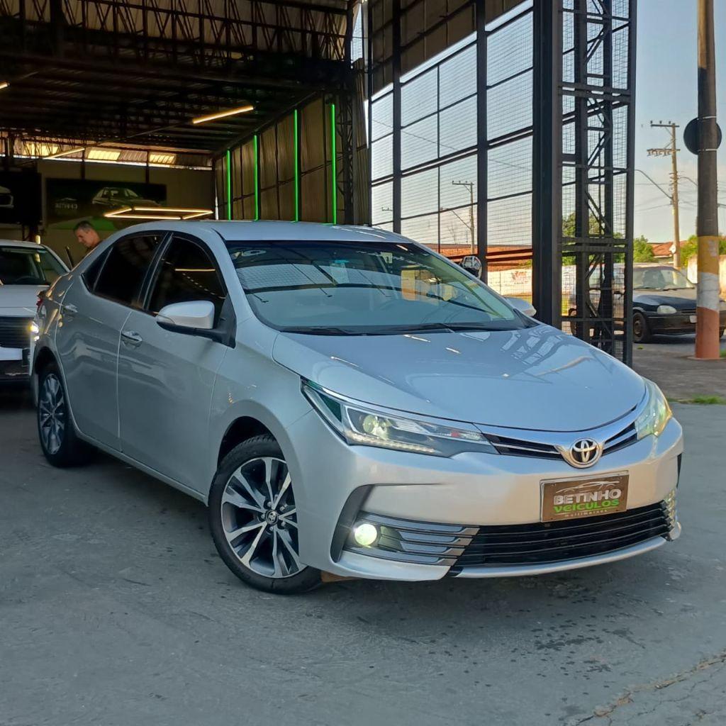 TOYOTA Corolla - Foto