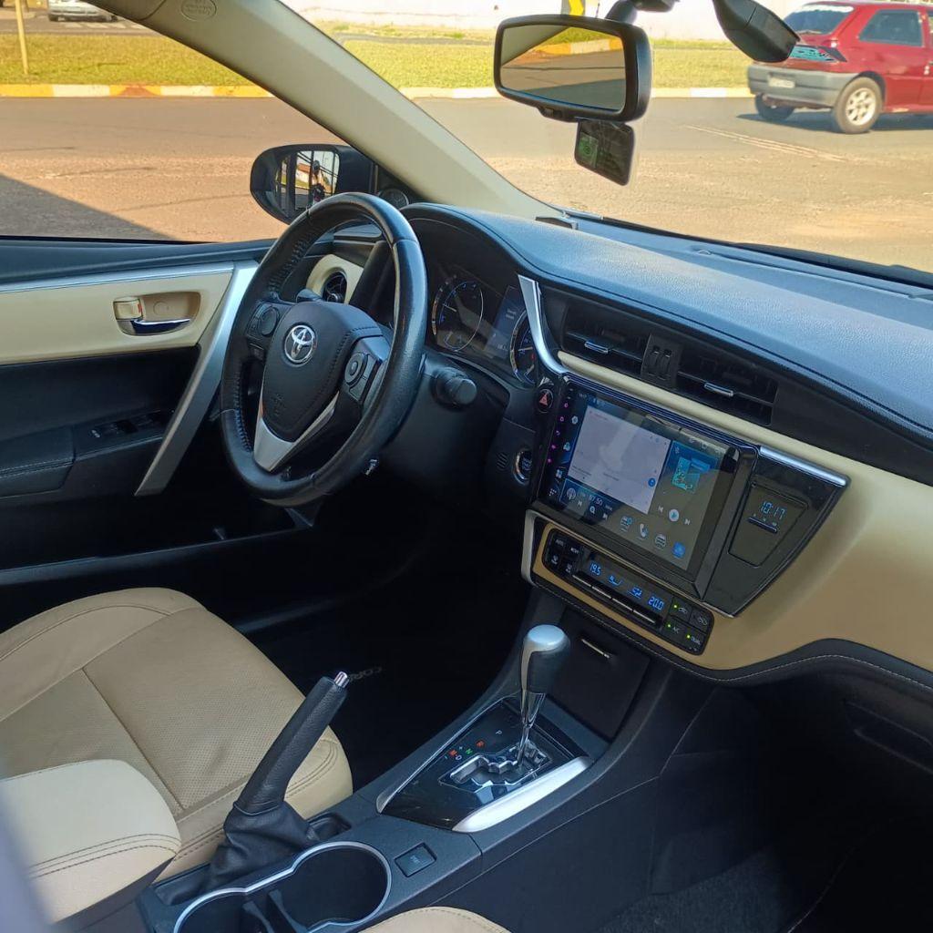 TOYOTA Corolla - Foto