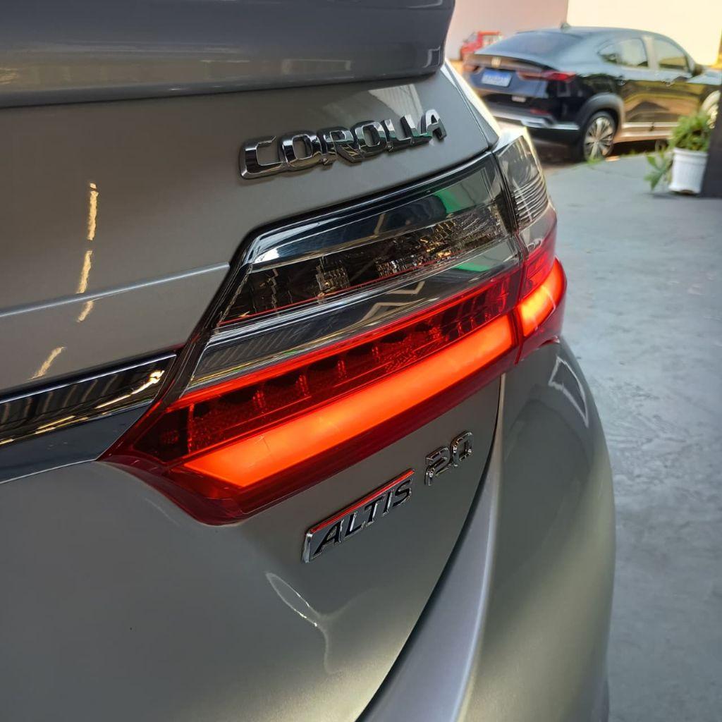 TOYOTA Corolla - Foto