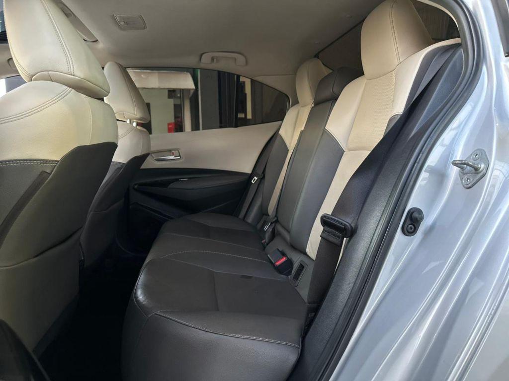 TOYOTA Corolla - Foto