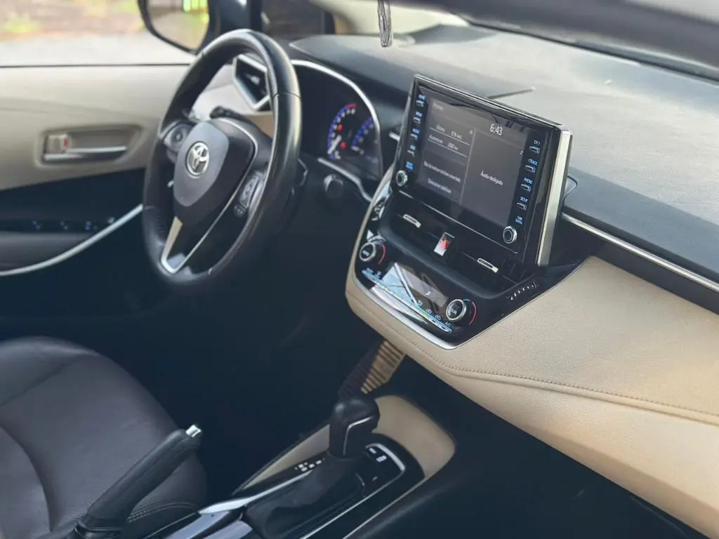 TOYOTA Corolla - Foto