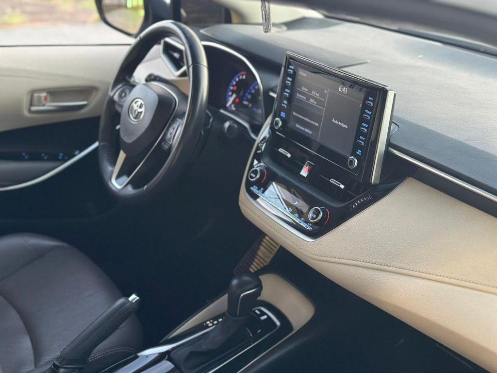 TOYOTA Corolla - Foto