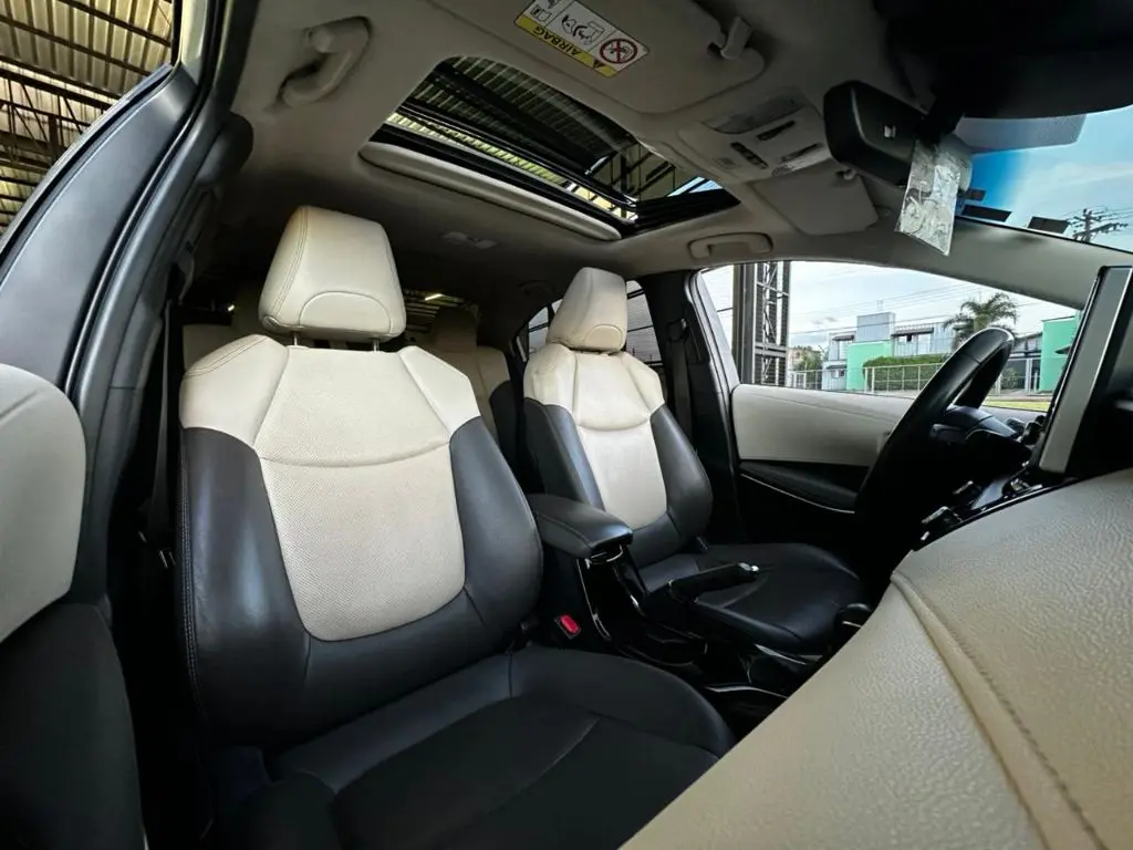 TOYOTA Corolla - Foto