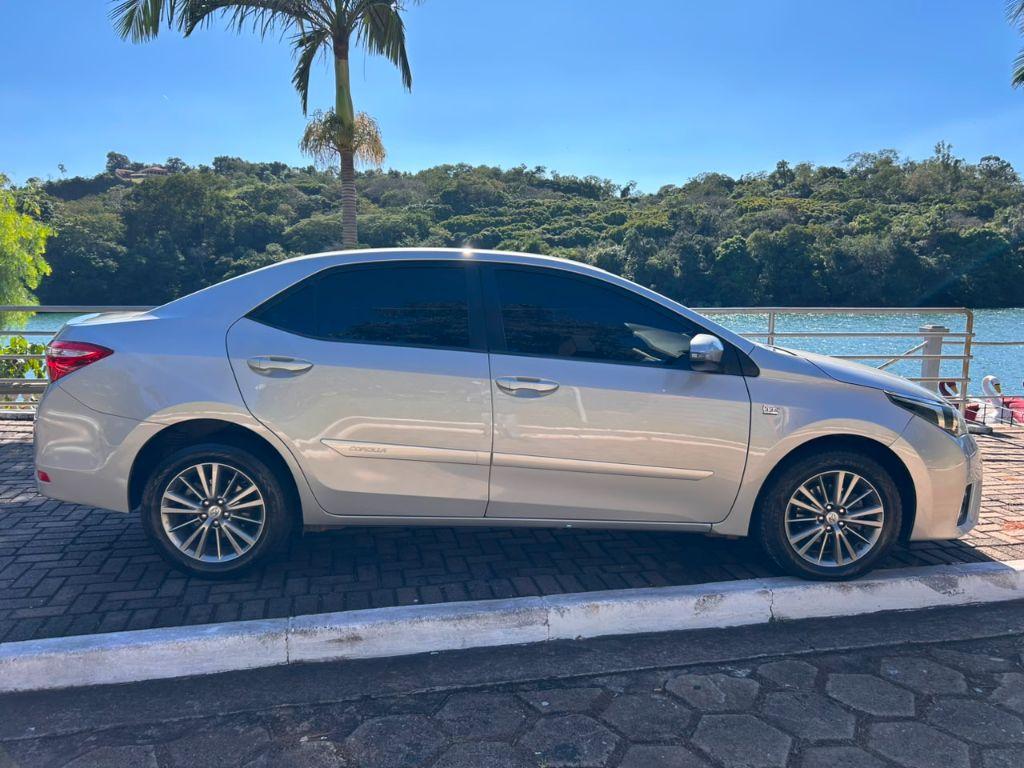 TOYOTA Corolla - Foto