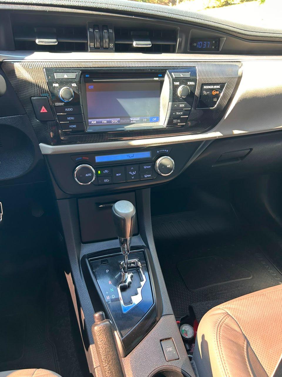 TOYOTA Corolla - Foto