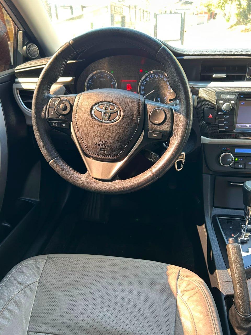 TOYOTA Corolla - Foto