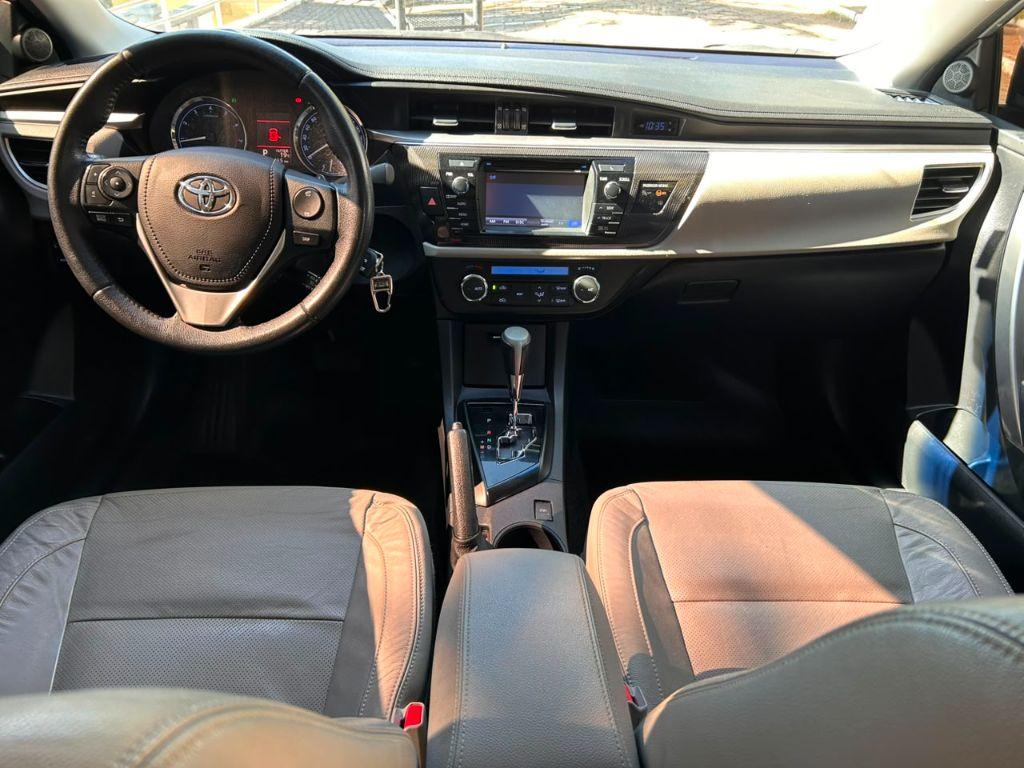 TOYOTA Corolla - Foto