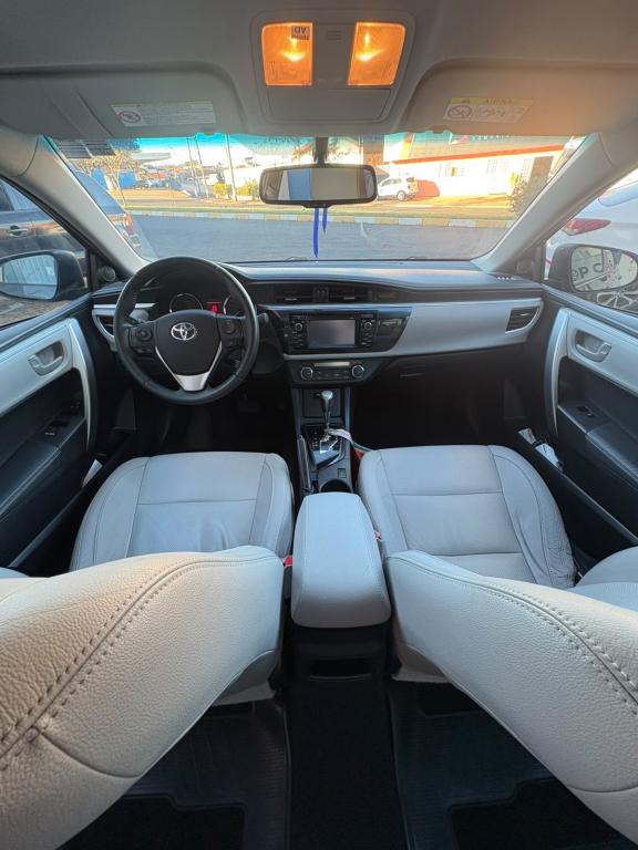 TOYOTA Corolla - Foto