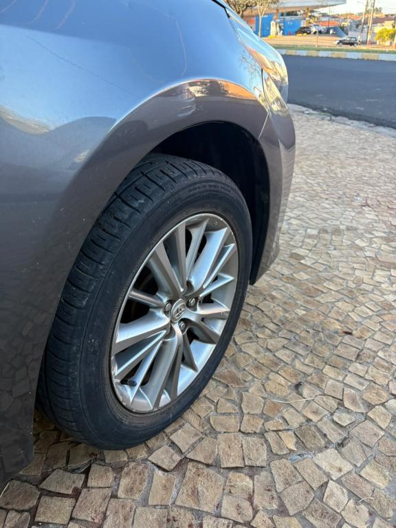 TOYOTA Corolla - Foto