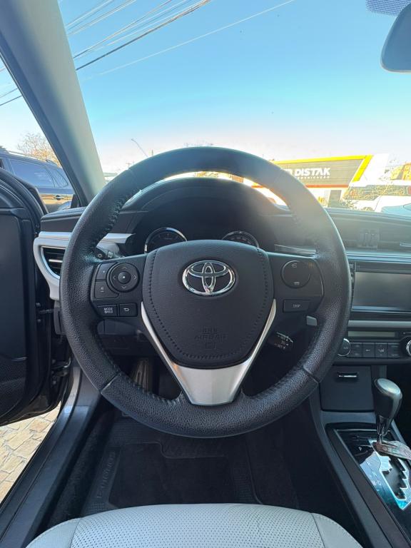 TOYOTA Corolla - Foto