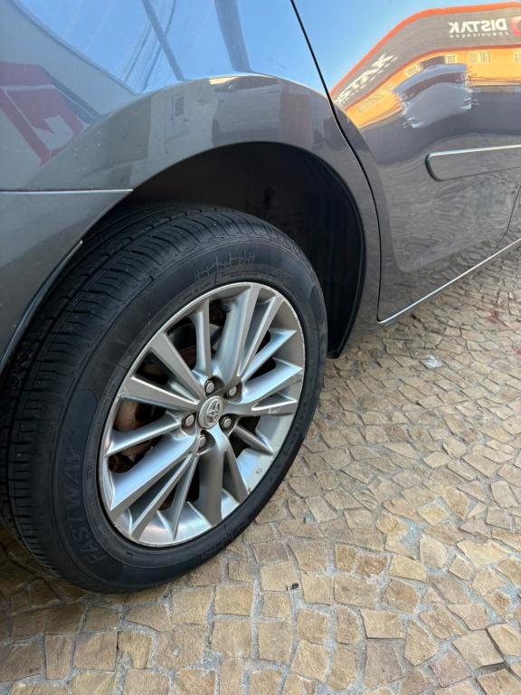 TOYOTA Corolla - Foto