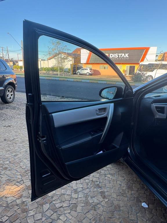 TOYOTA Corolla - Foto