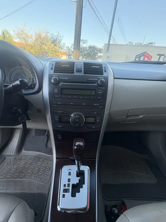 TOYOTA Corolla - Foto