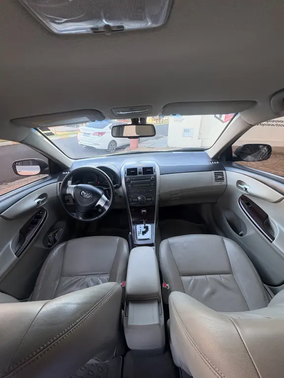 TOYOTA Corolla - Foto