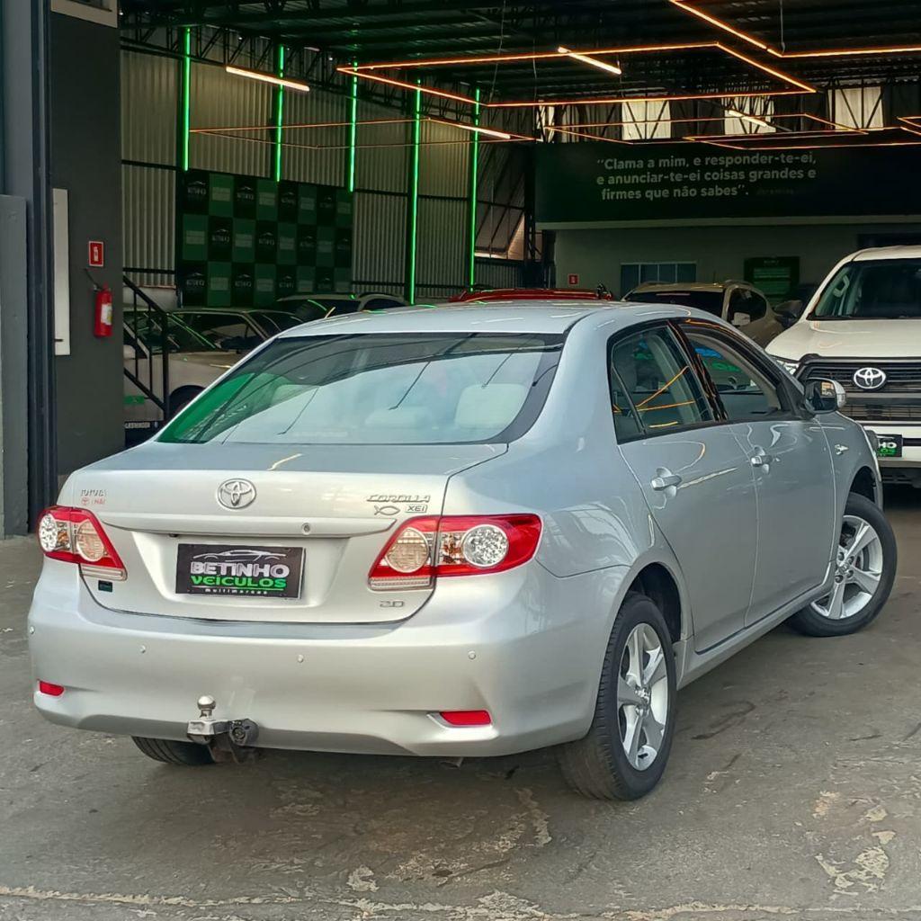 TOYOTA Corolla - Foto