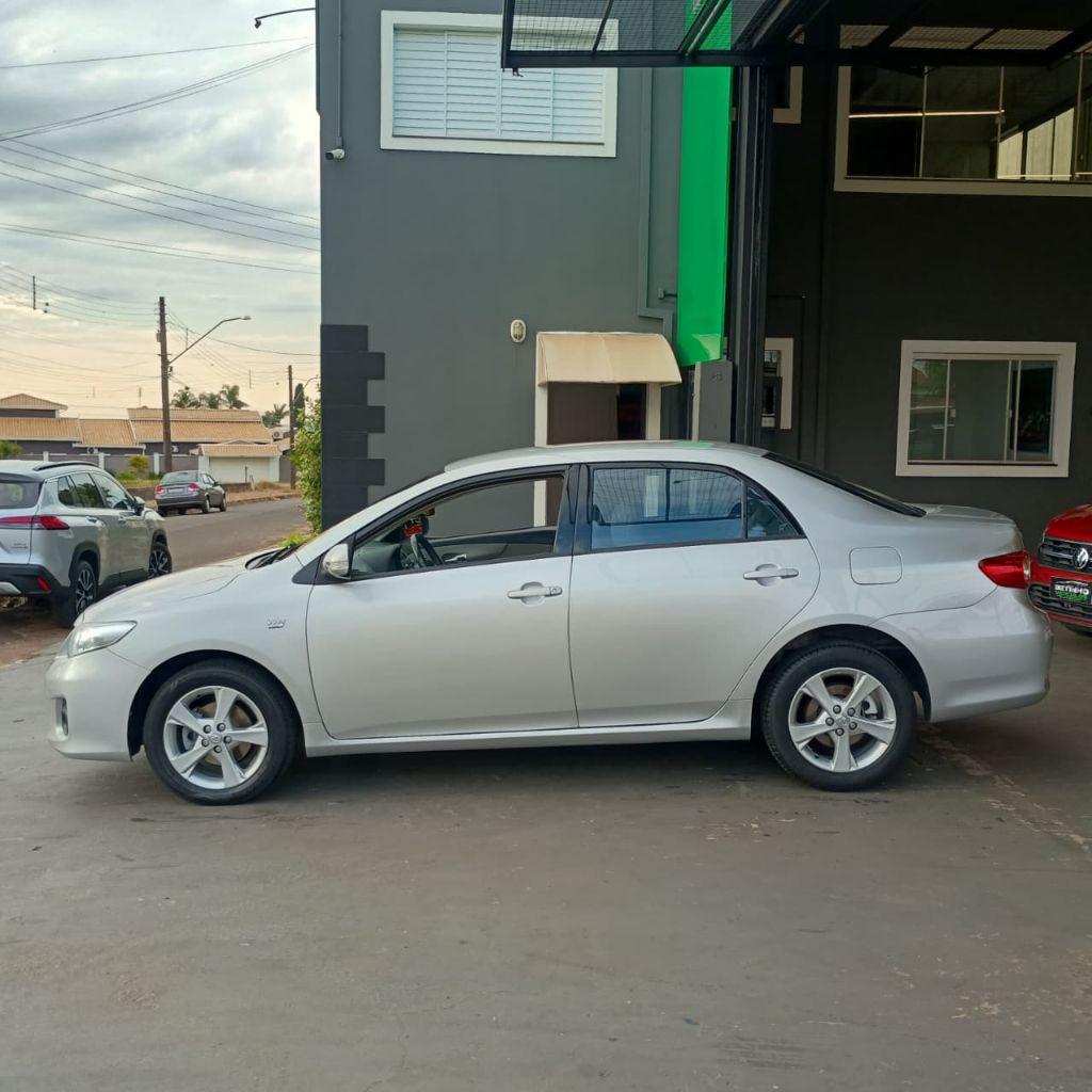 TOYOTA Corolla - Foto