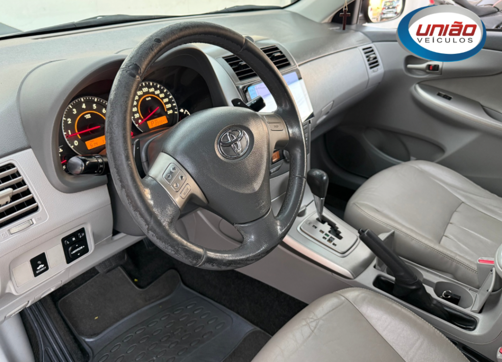 TOYOTA Corolla - Foto