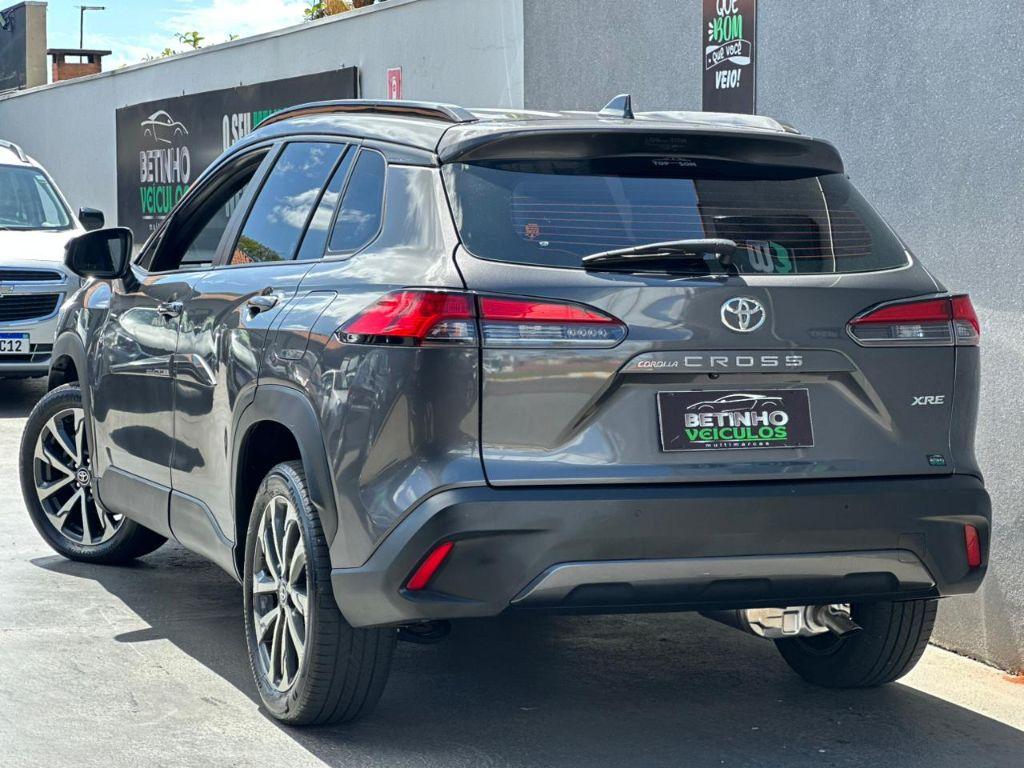 TOYOTA Corolla Cross - Foto