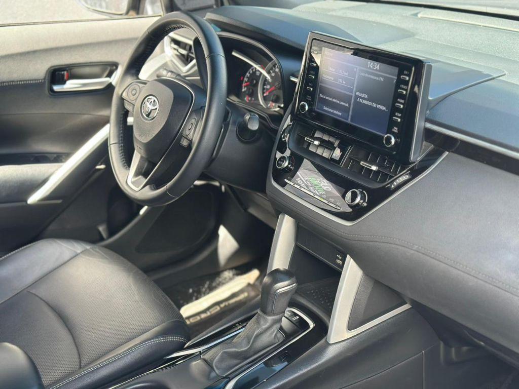 TOYOTA Corolla Cross - Foto