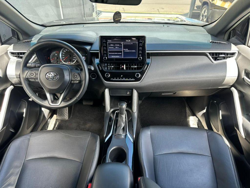 TOYOTA Corolla Cross - Foto