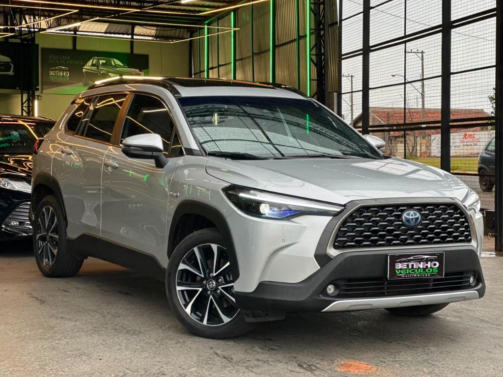 TOYOTA Corolla Cross - Foto