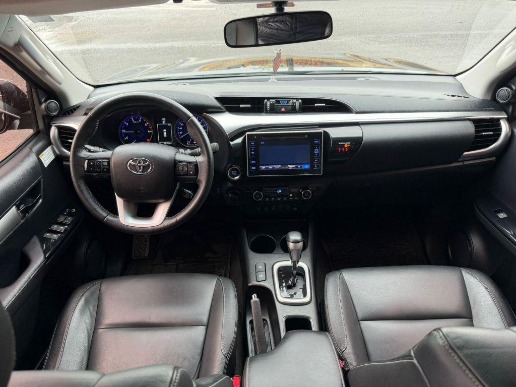 TOYOTA Hilux Caminhonete - Foto