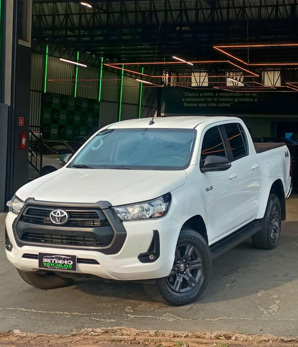 TOYOTA Hilux Caminhonete