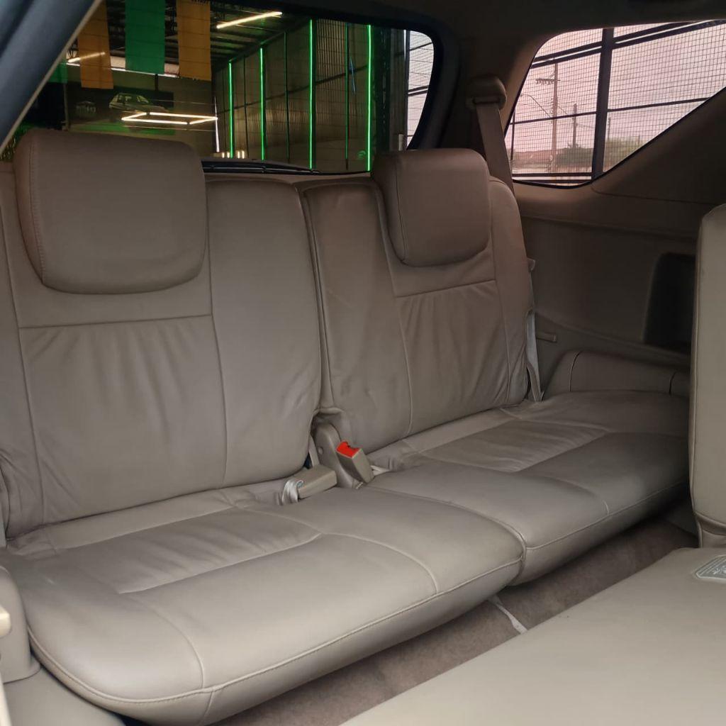 TOYOTA Hilux SW4 - Foto