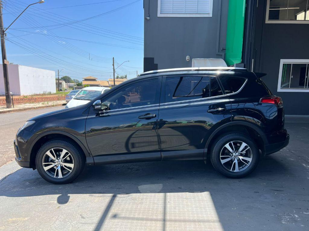 TOYOTA RAV 4 - Foto