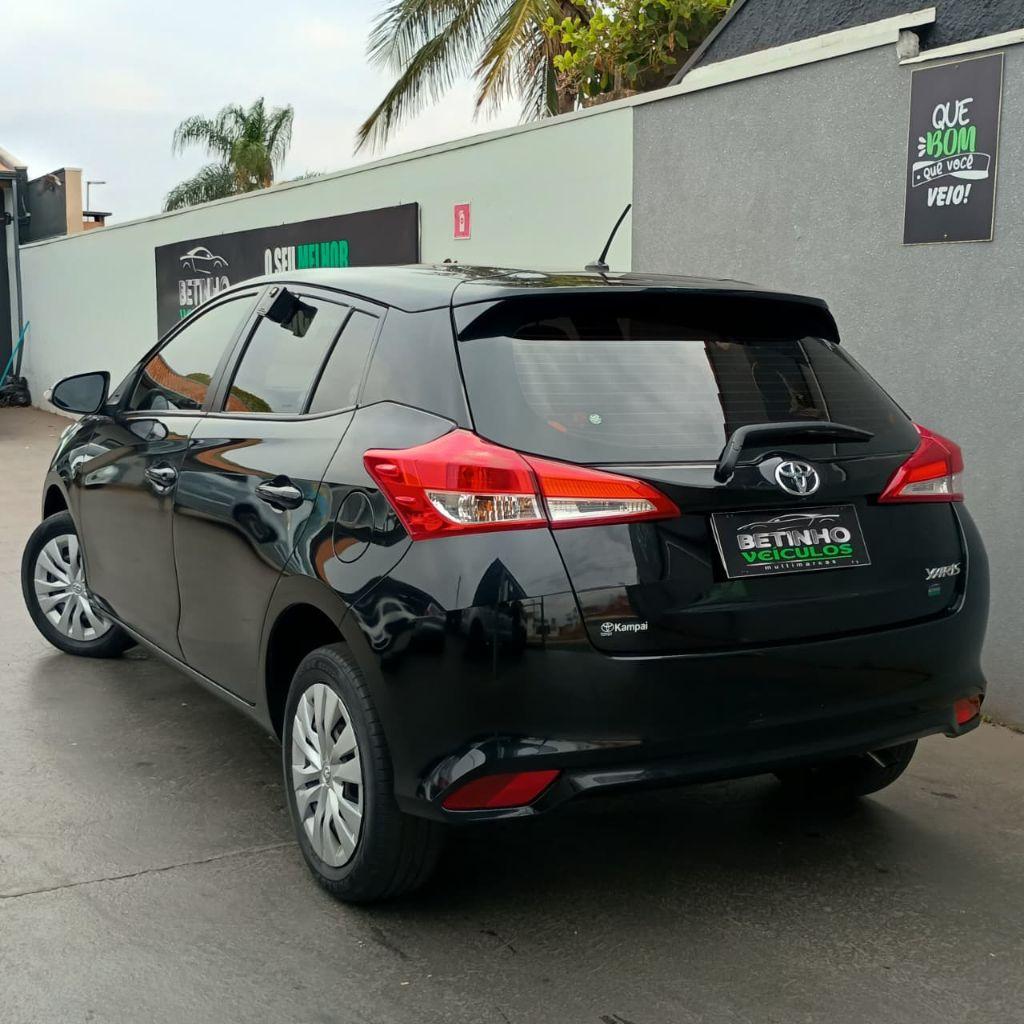 TOYOTA Yaris Hatch - Foto