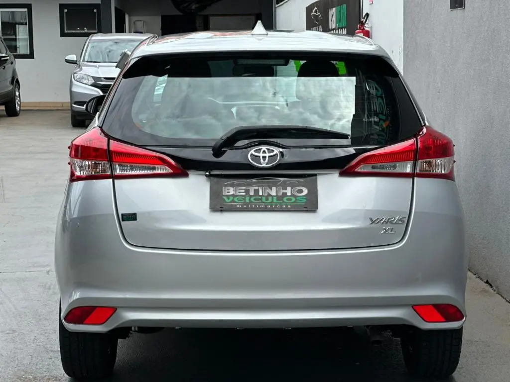 TOYOTA Yaris Hatch - Foto