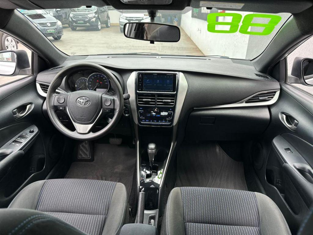 TOYOTA Yaris Hatch - Foto