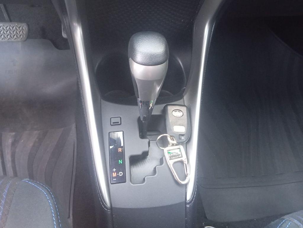 TOYOTA Yaris Sedan - Foto