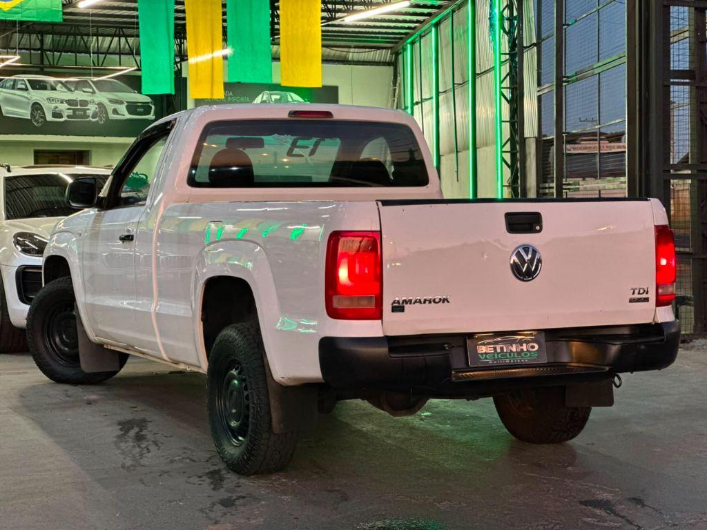 VOLKSWAGEN Amarok - Foto